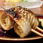 230694721 - 秋刀魚と松茸の巻き串（¥580）