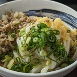 あやうた製麺 - オリーブ牛肉うどん(ぶっかけ冷２玉)