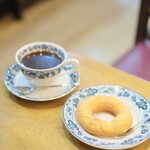 平岡珈琲店 - コーヒーとドーナツ
