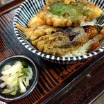 Sobadokoro Maruchouhonke - ミニ野菜天丼