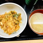 もも瀬 - お味噌汁と小丼