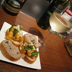 イタリアン レストラン ピンナピンナ - ワイン＆クロスティーニ