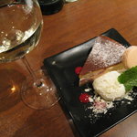 イタリアン レストラン ピンナピンナ - ワイン＆チーズケーキ