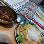 Oosaka Yakiniku Horumon Futago - ポテサラにキムチ混ぜるとうましとのこと。このポテサラがまた美味しい