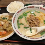 金猴 - 980円セット　八宝菜✖️自家製台湾豚骨ラーメン