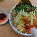 Marugen Ramen - 辛肉そば+茹で野菜