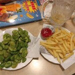 シダックス - 料理写真:揚げそら豆319円、ミニフラポ209円(2023.12.14)