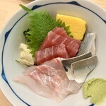 Kaisen Shokudou Dondake - オープン記念丼
      酢飯を選択、ごはん少なめ
      半額で520円