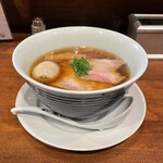 Menya Ishin - 味玉醤油らぁ麺