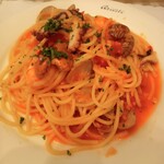 Pasta de Ariosto - エビ・アサリ・タコのトマトソーススパゲッティ