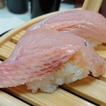 Kaisenzushi Marutoku - 金目鯛握り