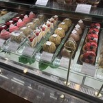 カズノリ イケダ アンディヴィデュエル エスパル仙台店 - 