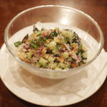 ガネーシュ - キュウリとココナッツのサラダ(500円)