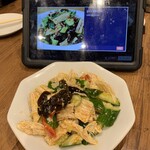 Yokasho - きゅうりと湯葉の冷菜、柔らかい湯葉がメニュー写真より多めで嬉しい
