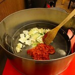 유가네닭갈비 - 