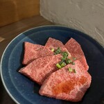 Jimbou Yakiniku Ryouriten - 