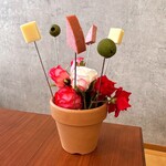 YUKA伊 - グリーンオリーブ、チーズ、イタリアのハム