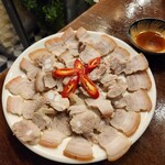 SOUL BẾN THÀNH Restaurant & Bar - 茹で豚バラ肉
