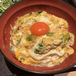 Akasaka Torikou - 特上親子丼。卵がプリプリ、鶏肉が香ばしく美味