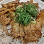 松屋 - 肉は厚切り