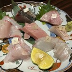 Jukusei Sashimi To Umai Sake Hitoshio - 