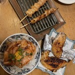 炭火焼鳥 やまもと屋 - 