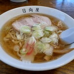 青竹手打ラーメン 日向屋 - 