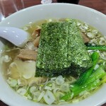 中華菜房 達磨 - 塩ラーメン680円