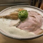 濃厚鶏そば 葵 - 濃厚鶏そば900円+大盛100円