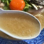ラーメン光龍 - スープ