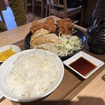 餃子と咖喱ザンギの店 点心札幌 - 