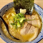 RAMEN YAMADA - 豚骨醤油RAMEN ¥850円✨