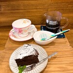 IBU CAFE - 