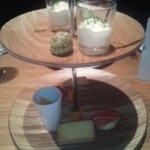 Point - スコーン生うに・シューとからずみ・生ハムパン・フォアグラレーズン・