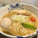 名前のないラーメン屋 - 