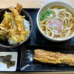 Jikasei Udon Amou - 天丼セット　麺並　ちく天トッピング❗️