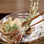 竹ノ下そば - 芹の根の天ぷらって！！ホクっと甘い。