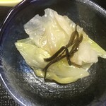 あまの - 茹でキャベツの塩昆布添え