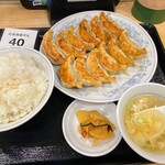 Gyouza No Manshuu - ダブル餃子定食