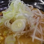 しょうゆのおがわや - 味噌ラーメンネギ増しアップ　2013.12