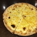 PIZZA ＆ Cheese RITORNO - クアトロ