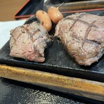 感動の肉と米 - ハラミステーキにウインナートッピング