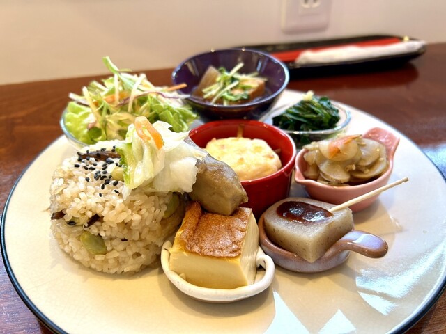 cafe 月とオリオン &ndash; 羽後本荘の落ち着くカフェ体験 | 秋田