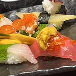 すし本陣 - 料理写真: