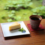 古材の森 - 歴史ある明治の空間で喫茶もできます