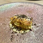 Osteria Benedetta - 白子のピカタ　トリュフがけ