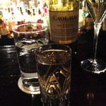 バー ジャダ - H25.12　　2杯目：カリラ12年トワイスアップで　