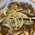 古久家 - 四種のきのこラーメンの麺