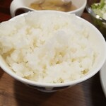 キッチン ブルー グローブ - ご飯大盛りのアップ