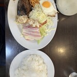 洋食のマルヤ 西元町店 - 